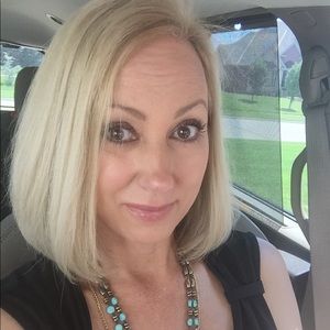 Meet your Posher, Rita